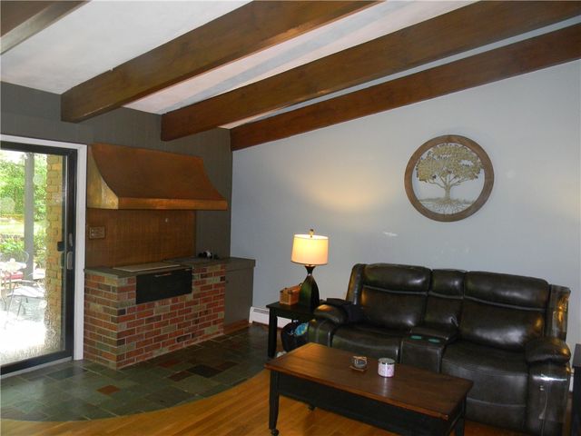90 Quaker Drive, West Warwick, RI 02893