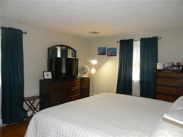 90 Quaker Drive, West Warwick, RI 02893