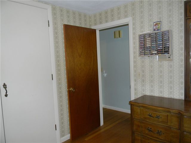 90 Quaker Drive, West Warwick, RI 02893