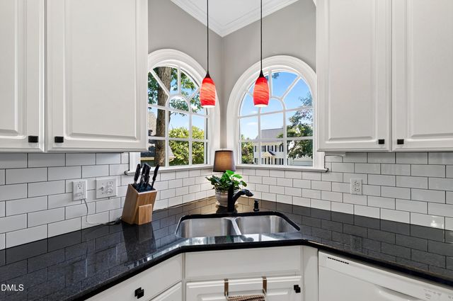 713 Linden Ridge Drive, Holly Springs, NC 27540