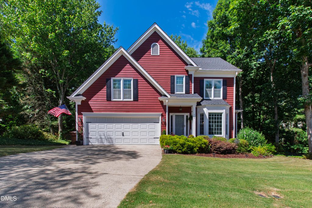 713 Linden Ridge Drive, Holly Springs, NC 27540