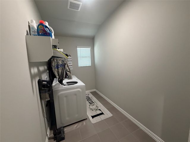 706 Easthill Drive, Princeton, TX 75071