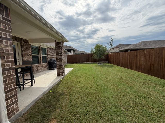 706 Easthill Drive, Princeton, TX 75071
