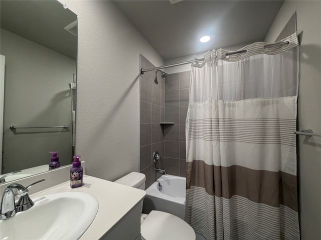 706 Easthill Drive, Princeton, TX 75071