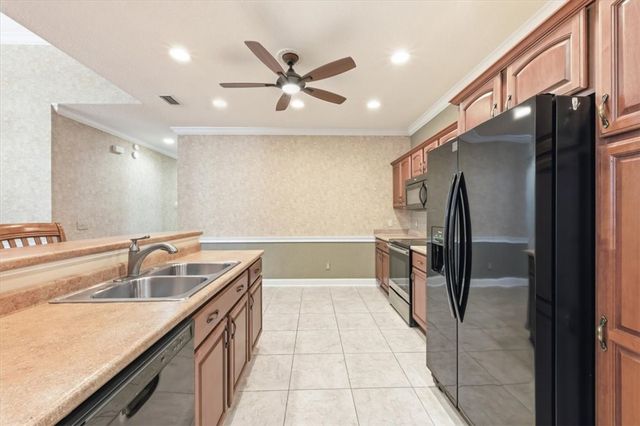 190 Peppertree Crossing Ave, Brunswick, GA 31525