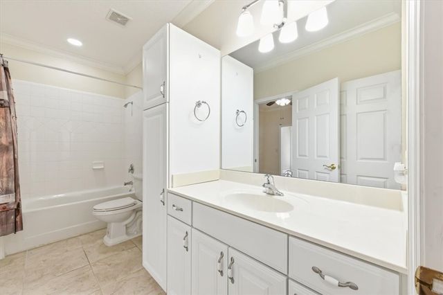 190 Peppertree Crossing Ave, Brunswick, GA 31525