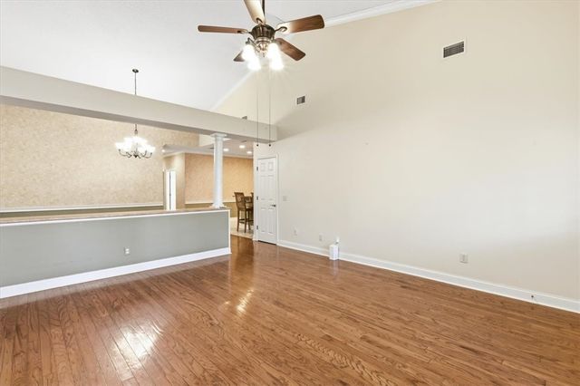 190 Peppertree Crossing Ave, Brunswick, GA 31525