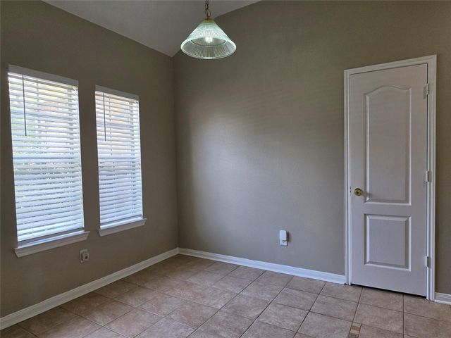 7002 Plaza Del Sol Drive D, Houston, TX 77083