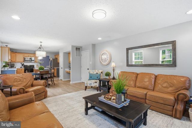 22 POCAHONTAS CT, La Plata, MD 20646