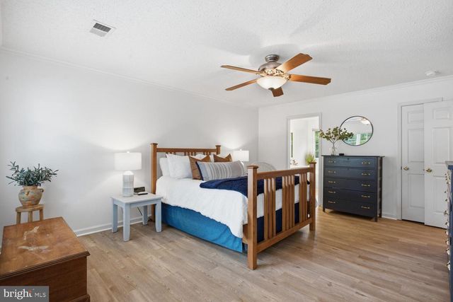 22 POCAHONTAS CT, La Plata, MD 20646