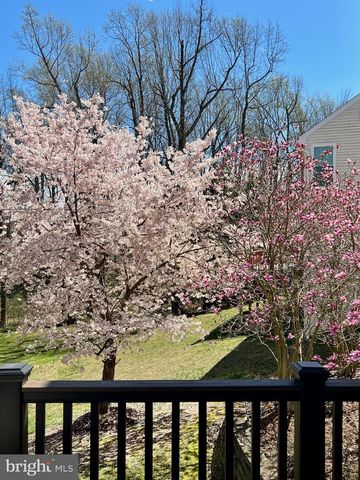 22 POCAHONTAS CT, La Plata, MD 20646