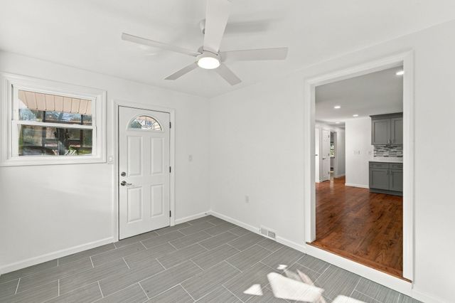 29 Windsor Rd, Beverly, MA 01915