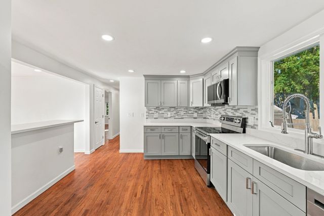 29 Windsor Rd, Beverly, MA 01915