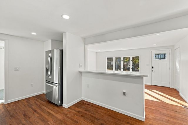 29 Windsor Rd, Beverly, MA 01915