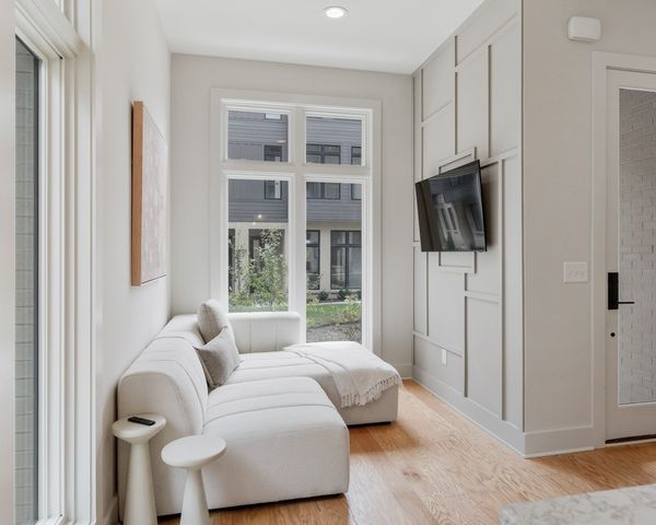 1721 6th Ave N Unit 10, Nashville, TN 37208