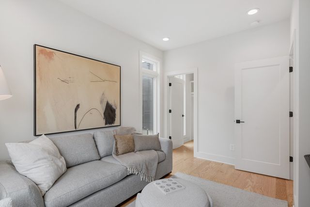 1721 6th Ave N Unit 10, Nashville, TN 37208