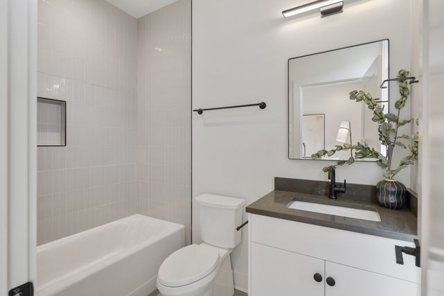 1721 6th Ave N Unit 10, Nashville, TN 37208