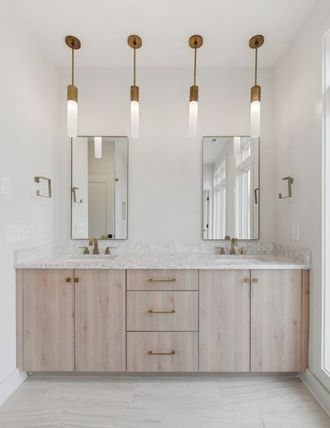 1721 6th Ave N Unit 10, Nashville, TN 37208