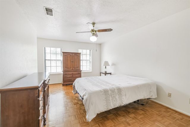 15730 Maple Manor Drive, Houston, TX 77095