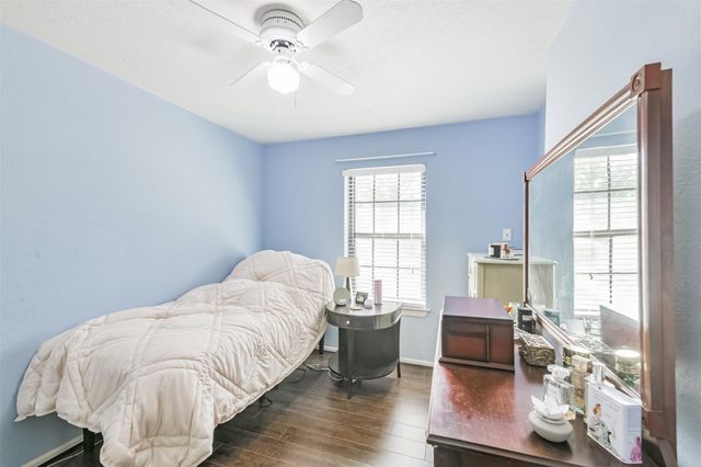 15730 Maple Manor Drive, Houston, TX 77095