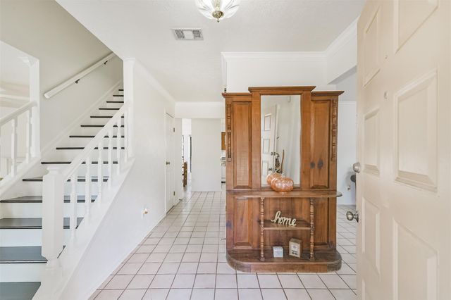 15730 Maple Manor Drive, Houston, TX 77095