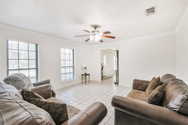 15730 Maple Manor Drive, Houston, TX 77095