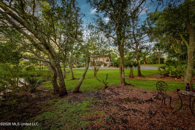 2804 Eagle Pine Drive, Ocean Springs, MS 39564