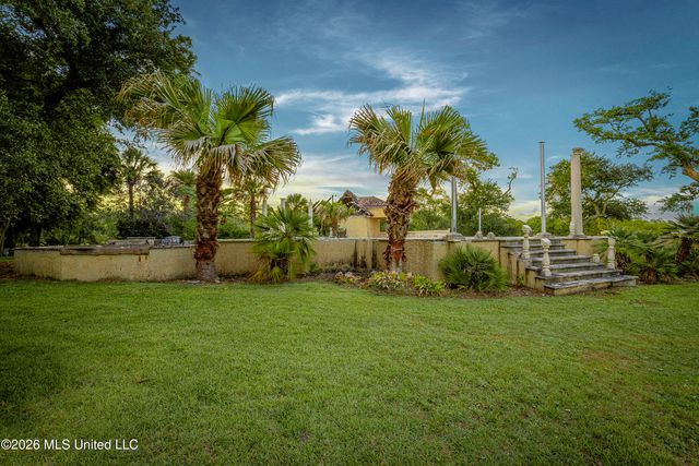 2804 Eagle Pine Drive, Ocean Springs, MS 39564