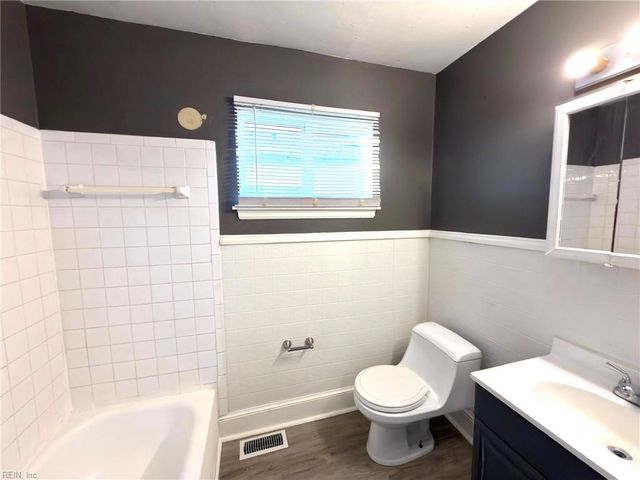 216 W Kelly AVE, Hampton, VA 23663