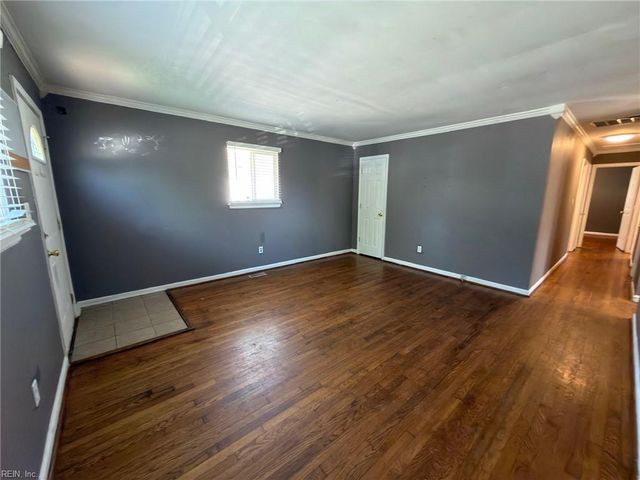 216 W Kelly AVE, Hampton, VA 23663