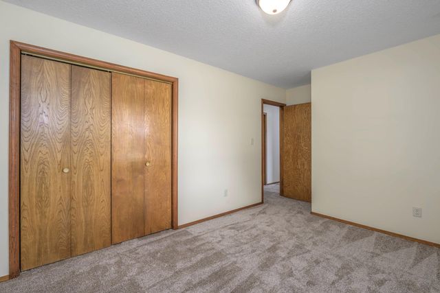 1141 E Cambridge Street, Springfield, MO 65807
