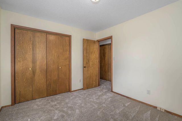1141 E Cambridge Street, Springfield, MO 65807