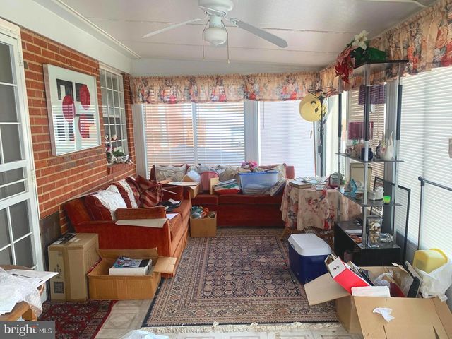 9904 LANHAM SEVERN RD, Lanham, MD 20706