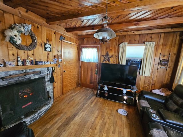 5280 Hester Road, Oxford, OH 45056