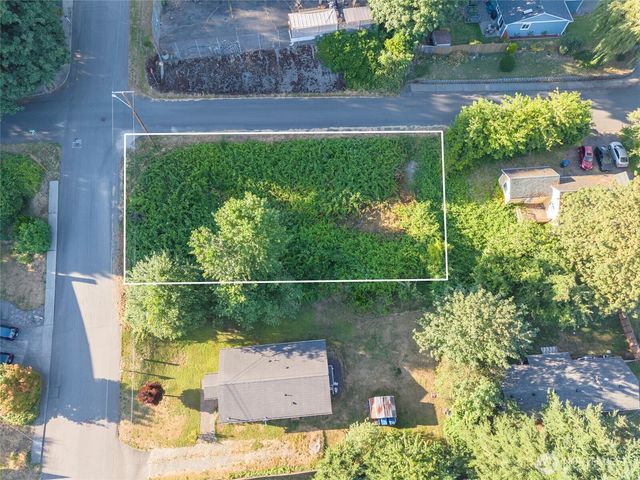 810 S 5th Avenue SW, Tumwater, WA 98512