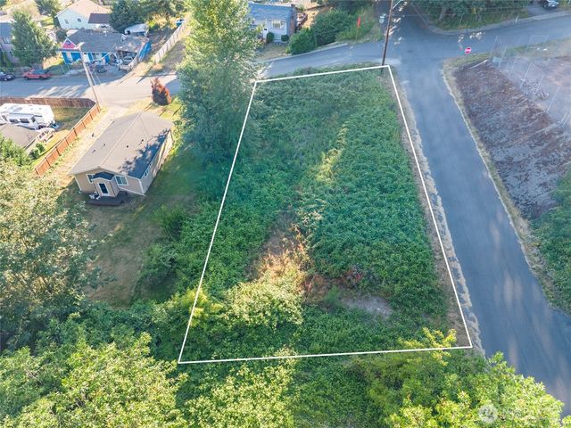 810 S 5th Avenue SW, Tumwater, WA 98512