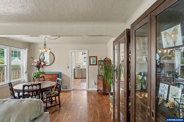 1635 Jefferson St NE, Salem, OR 97301