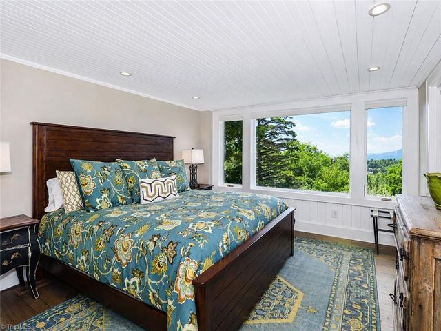 777 Green Hill Road, Blowing Rock, NC 28605