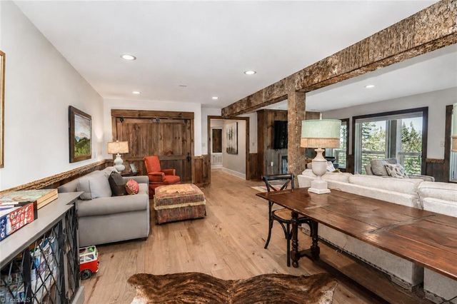 777 Green Hill Road, Blowing Rock, NC 28605