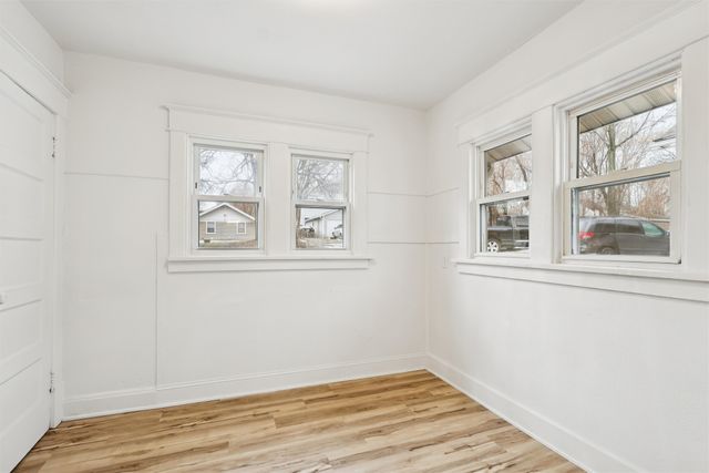 1916 Jefferson Avenue, Des Moines, IA 50314