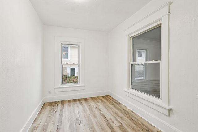 1916 Jefferson Avenue, Des Moines, IA 50314