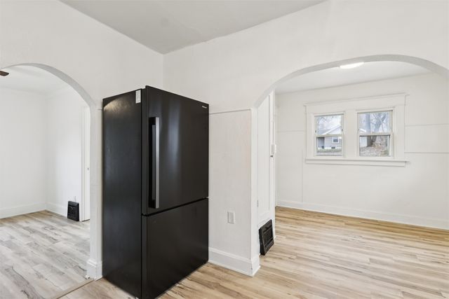 1916 Jefferson Avenue, Des Moines, IA 50314