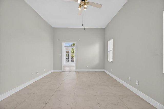 172 LAKE SHORE DRIVE W, Palm Harbor, FL 34684