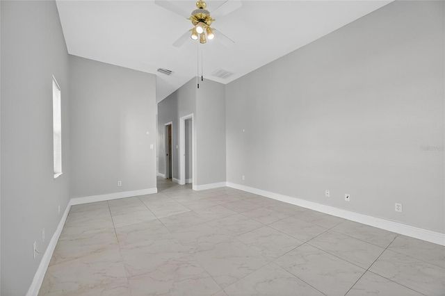 172 LAKE SHORE DRIVE W, Palm Harbor, FL 34684