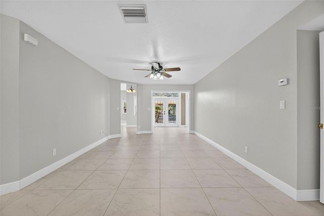 172 LAKE SHORE DRIVE W, Palm Harbor, FL 34684