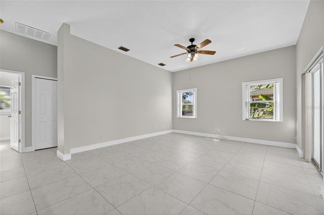 172 LAKE SHORE DRIVE W, Palm Harbor, FL 34684