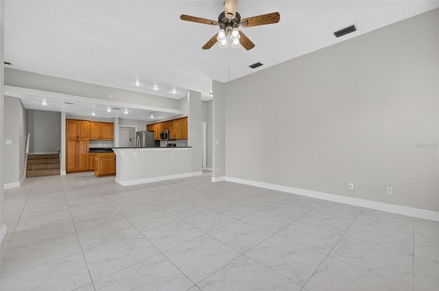 172 LAKE SHORE DRIVE W, Palm Harbor, FL 34684