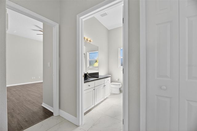 172 LAKE SHORE DRIVE W, Palm Harbor, FL 34684