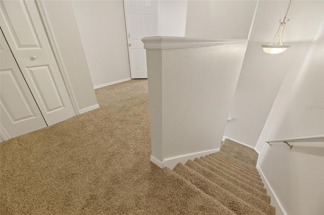 172 LAKE SHORE DRIVE W, Palm Harbor, FL 34684