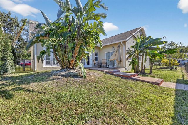 172 LAKE SHORE DRIVE W, Palm Harbor, FL 34684